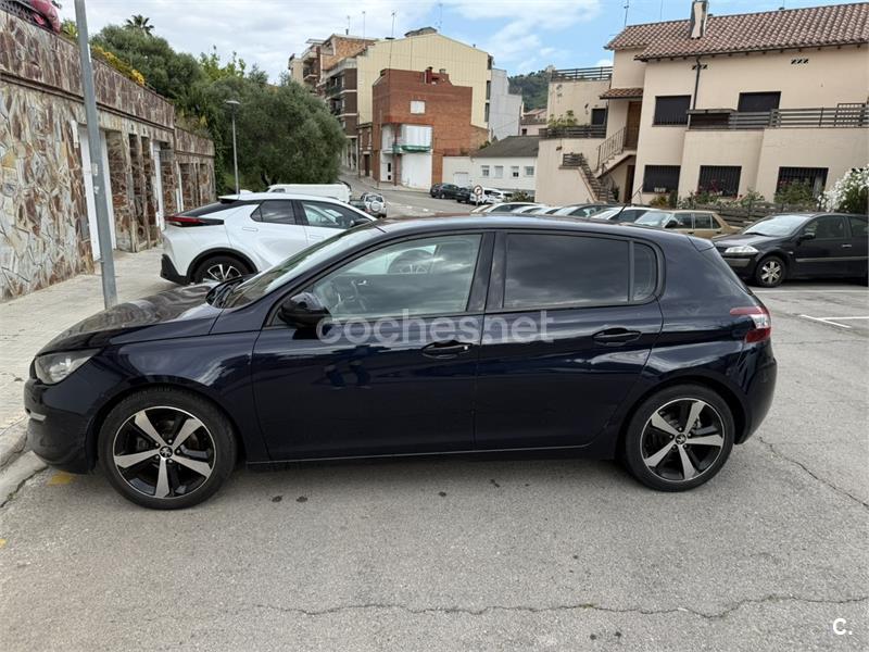PEUGEOT 308 Business Line BlueHDi