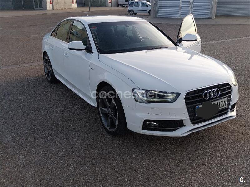 AUDI A4 2.0 TDI multitronic S line edition