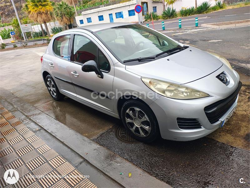 PEUGEOT 207 Confort 1.4 HDI 70 FAP