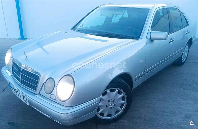 MERCEDES-BENZ Clase E