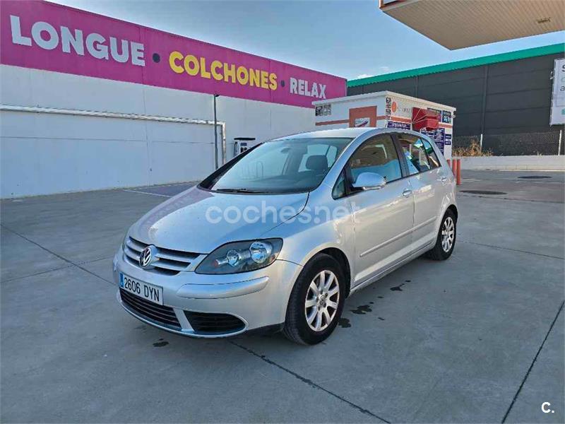 VOLKSWAGEN Golf Plus