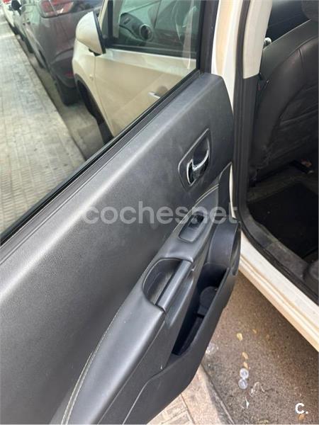 NISSAN QASHQAI2