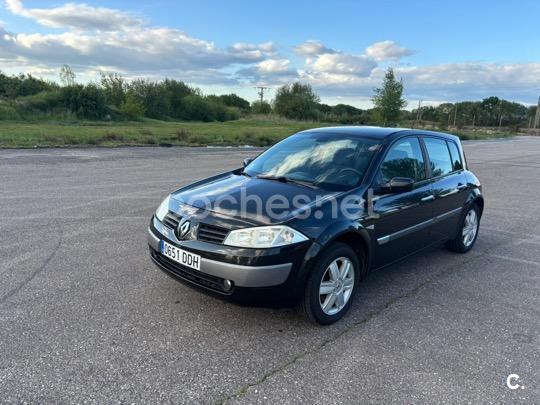 RENAULT Megane