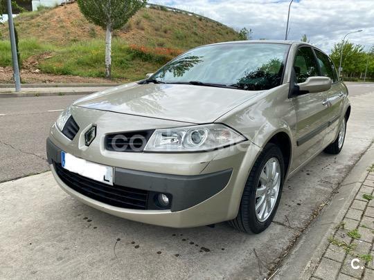 RENAULT Megane