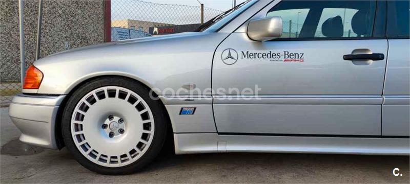 MERCEDES-BENZ Clase C