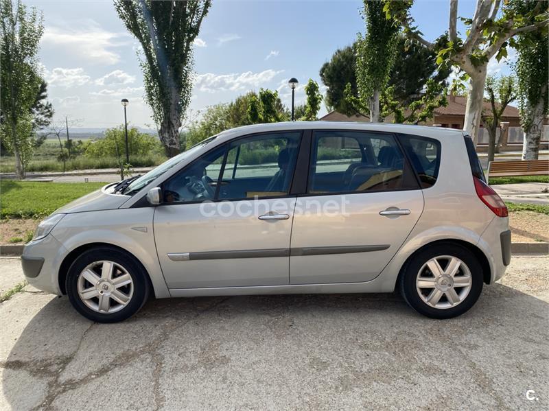 RENAULT Scenic CONFORT DYNAMIQUE 1.9DCI