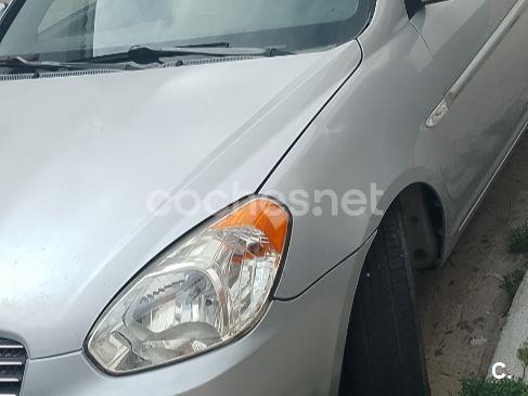 HYUNDAI Accent 1.4 GL