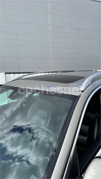VOLVO V70 D5 AWD Summum Auto