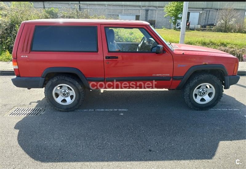 JEEP Cherokee 2.5TD SPORT