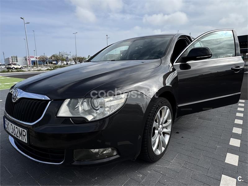 SKODA Superb 1.8 TSI DSG Ambition