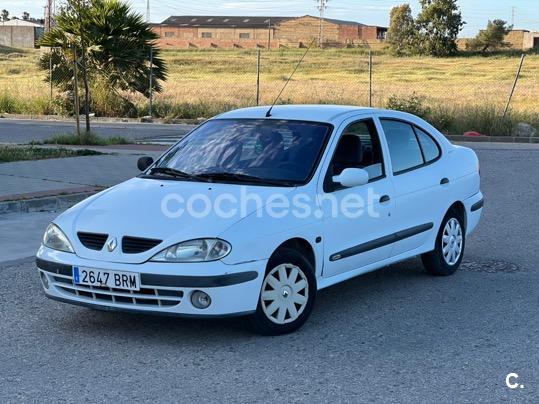 RENAULT Megane