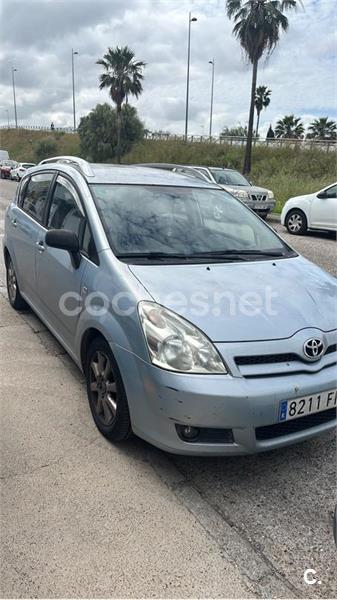 TOYOTA Corolla Verso