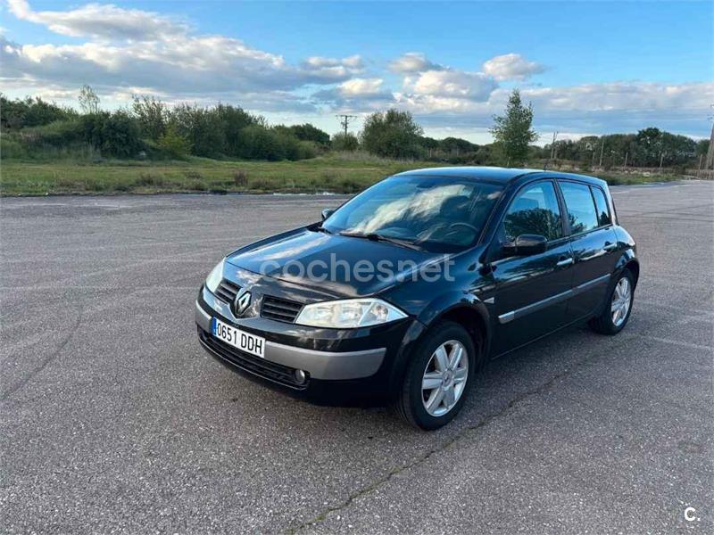 RENAULT Megane