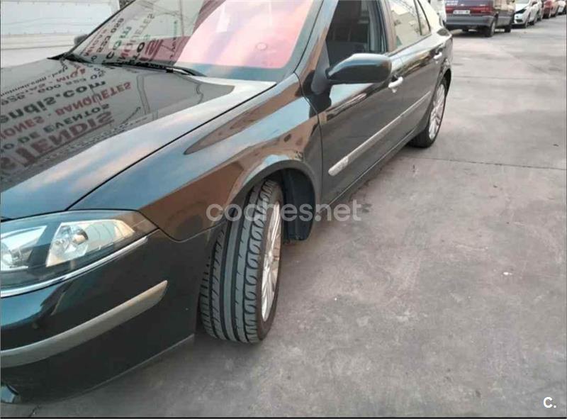 RENAULT Laguna