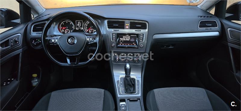 VOLKSWAGEN Golf Variant Business 1.6 TDI BMT DSG