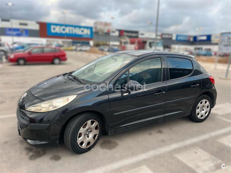 PEUGEOT 207