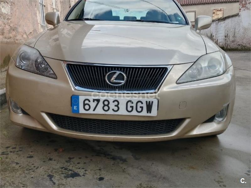 LEXUS IS220d Luxury