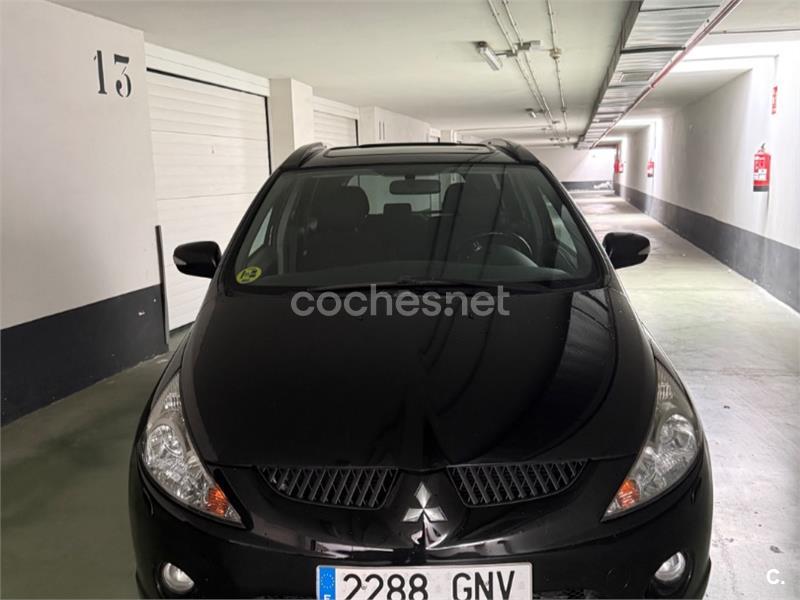 MITSUBISHI Grandis 2.0 DID Intense Plus