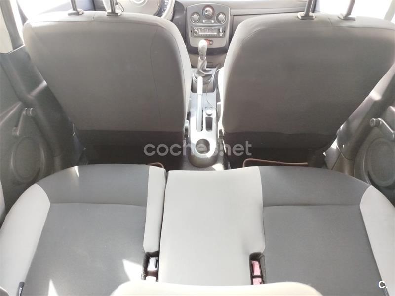 RENAULT Clio Exception2 1.2 16v eco2