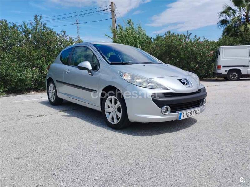 PEUGEOT 207