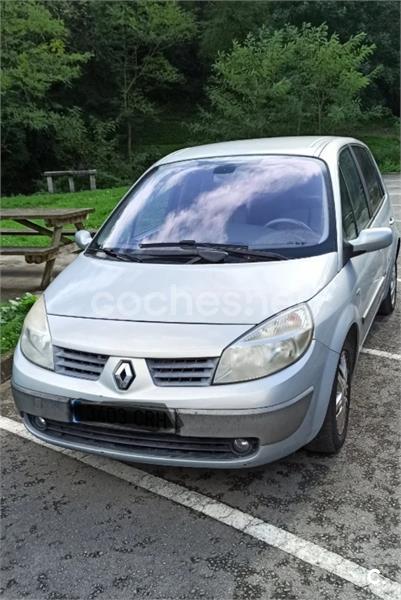 RENAULT Scenic LUXE PRIVILEGE 1.6 16V