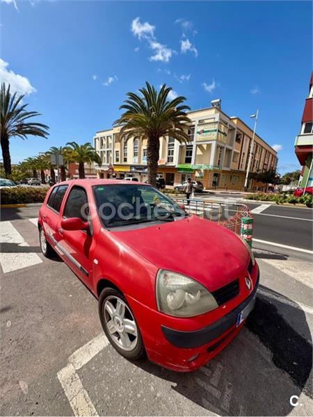 RENAULT Clio