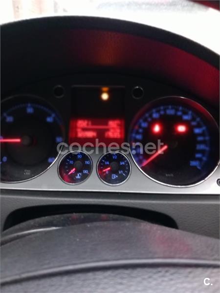 VOLKSWAGEN Passat Variant 1.9 TDi Trendline
