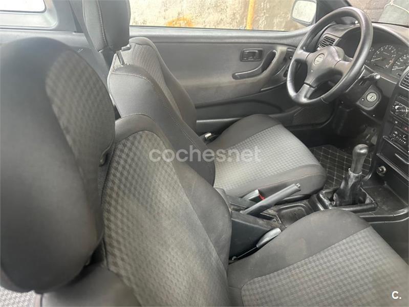 NISSAN 100 NX