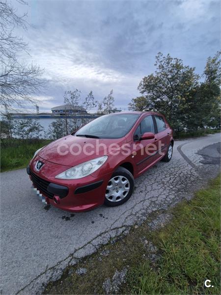 PEUGEOT 307 1.6 HDi 90 XT