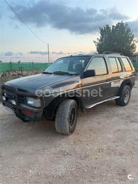 NISSAN Terrano