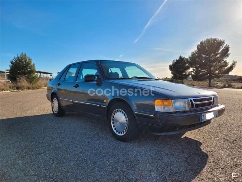 SAAB 9000