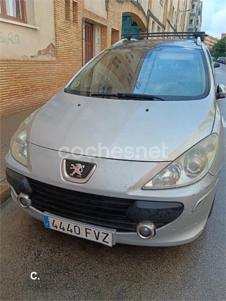 PEUGEOT 307 1.6 HDi 90 DSign