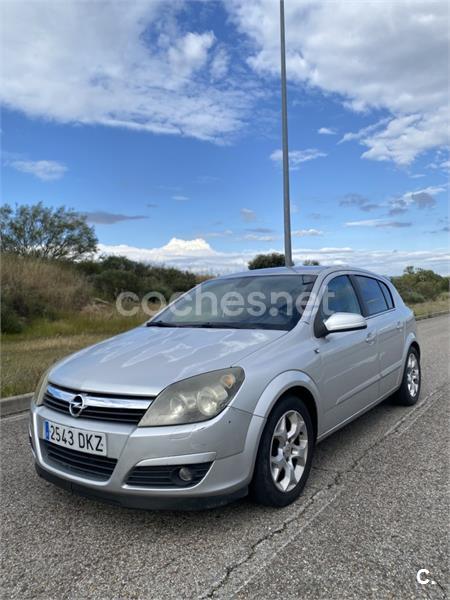 OPEL Astra 1.7 CDTi Cosmo 100 CV
