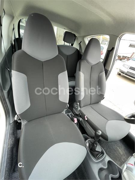 PEUGEOT 107 1.0i Trendy