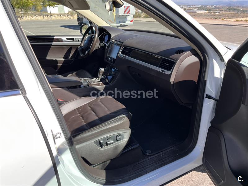 VOLKSWAGEN Touareg 3.0 V6 TDI 245 Tip Premium BMotion Tech