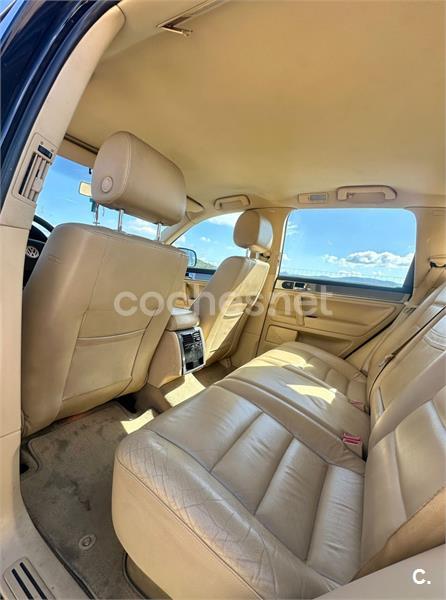 VOLKSWAGEN Touareg 2.5 R5 TDI