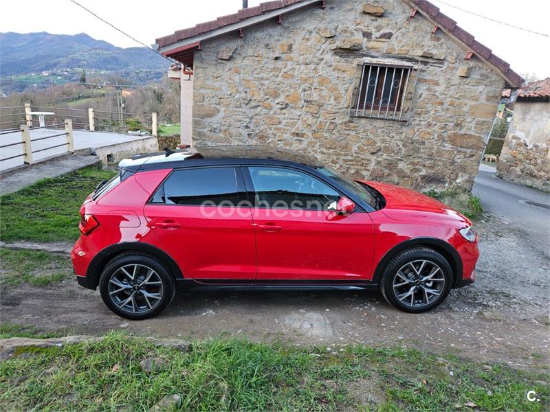 AUDI A1 allstreet Adren Black 30 TFSI S tro