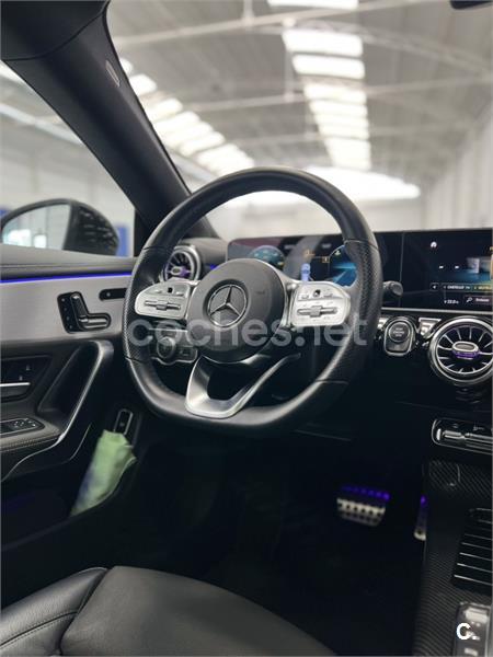 MERCEDES-BENZ CLA CLA 200 Shooting Brake