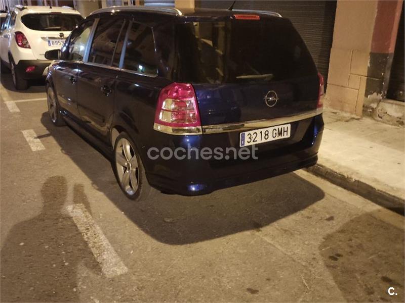 OPEL Zafira 2.2 DIG Cosmo