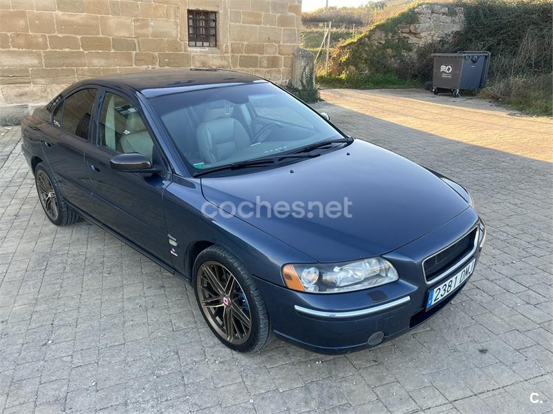VOLVO S60 D5 Momentum