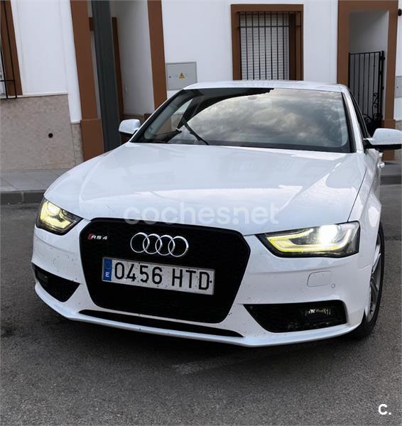 AUDI A4 2.0 TDI S line edition