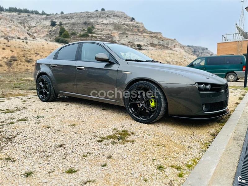 ALFA ROMEO 159