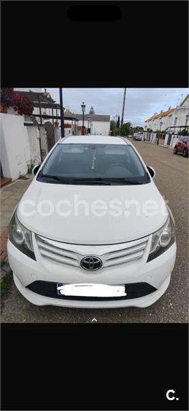 TOYOTA Avensis 120D Advance Cross Sport