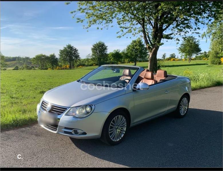 VOLKSWAGEN Eos
