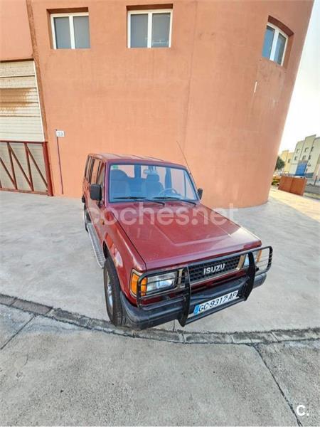 ISUZU Trooper