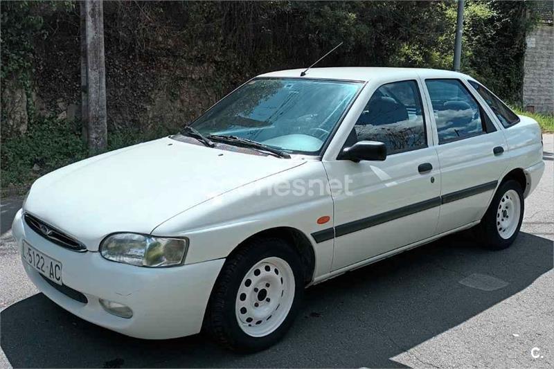 FORD Escort