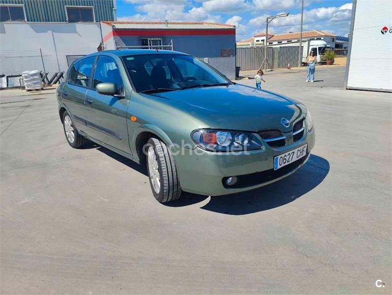 NISSAN Almera