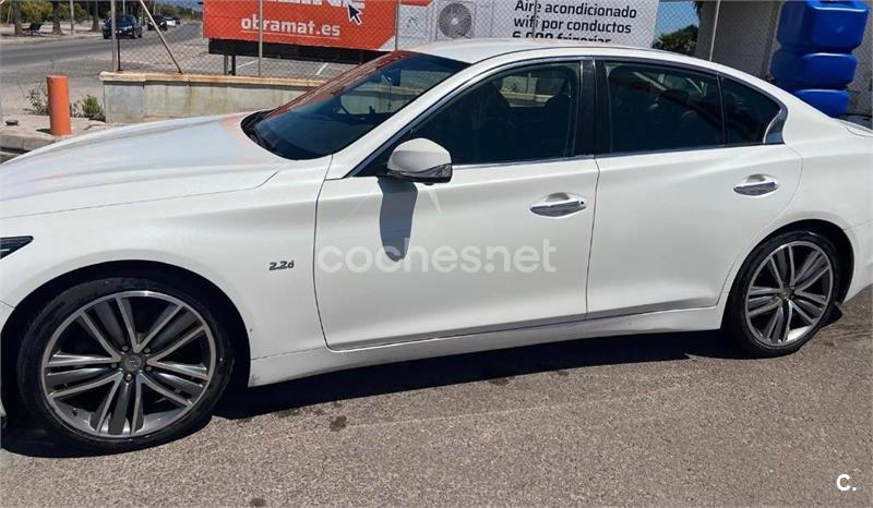 INFINITI Q50
