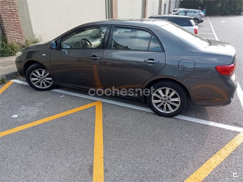 TOYOTA Corolla Sedan 2.0 D4D Sol