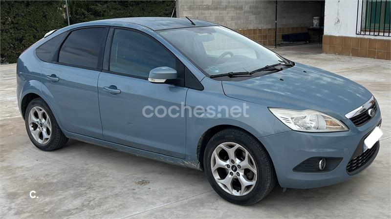 FORD Focus 1.6 TREND